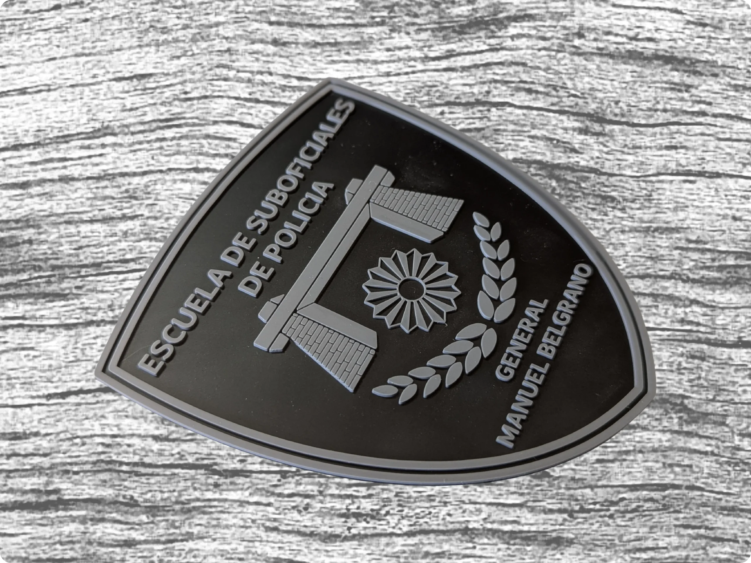 Escudo de la Escuela de Policía Manuel Belgrano.